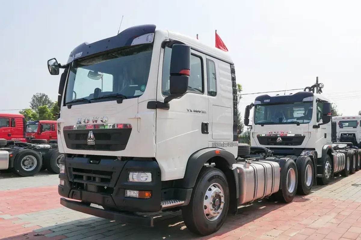 HOWO TX 6×4 tractor truck