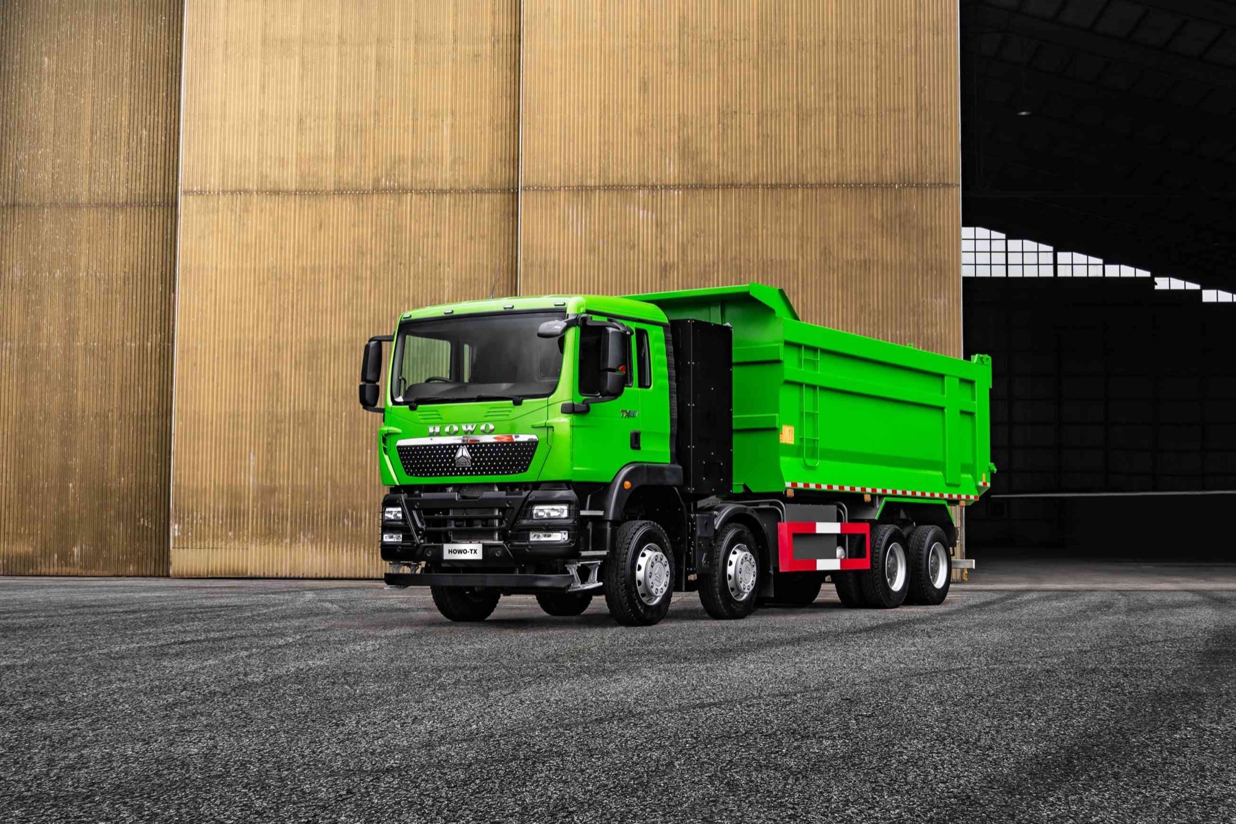 HOWO TX EV 8×4 dumper reference