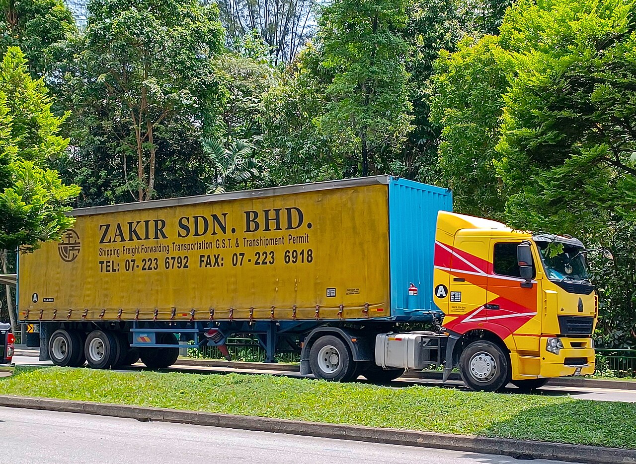 HOWO SinoTruk A7 Series Prime Mover (ZAKIR SDN. BHD.) 0325.jpg
