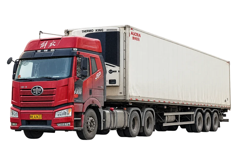FAW J6P tractor pulling a refrigerated semi-trailer — model reference