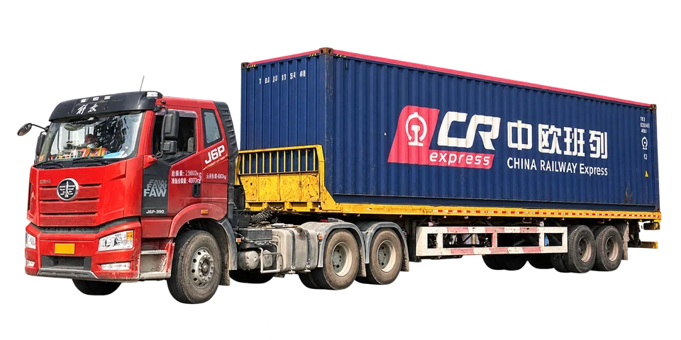 FAW J6P tractor with container semi-trailer