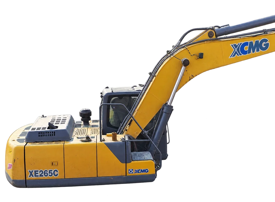 XCMG XE265C crawler excavator — quarry work