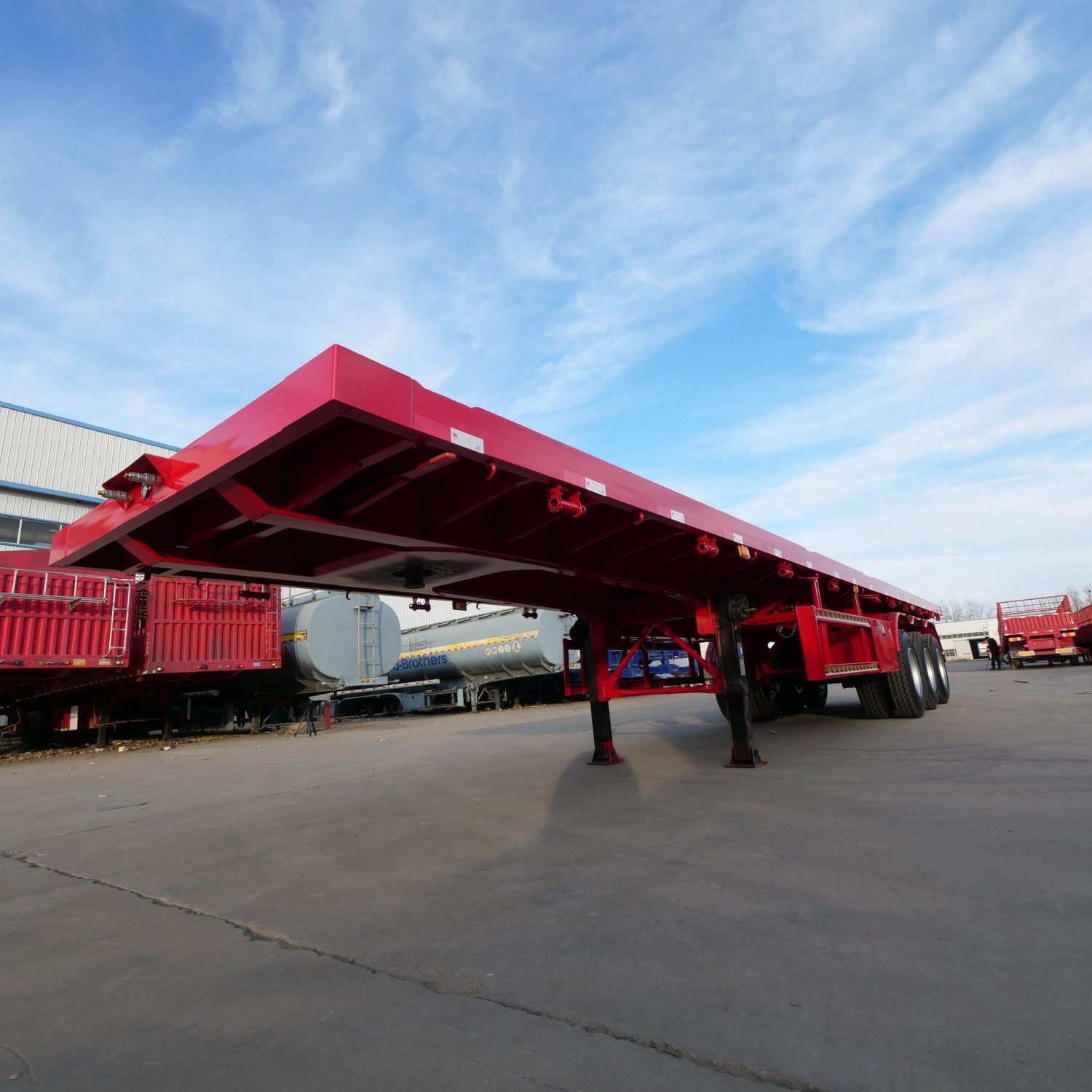 3-Axle Flatbed Cargo Semi-Trailer — additional reference view